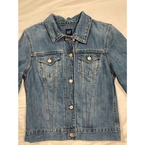 Gap Jean Jacket Medium Blue Distressed Cotton Button Up Long Sleeve Casual